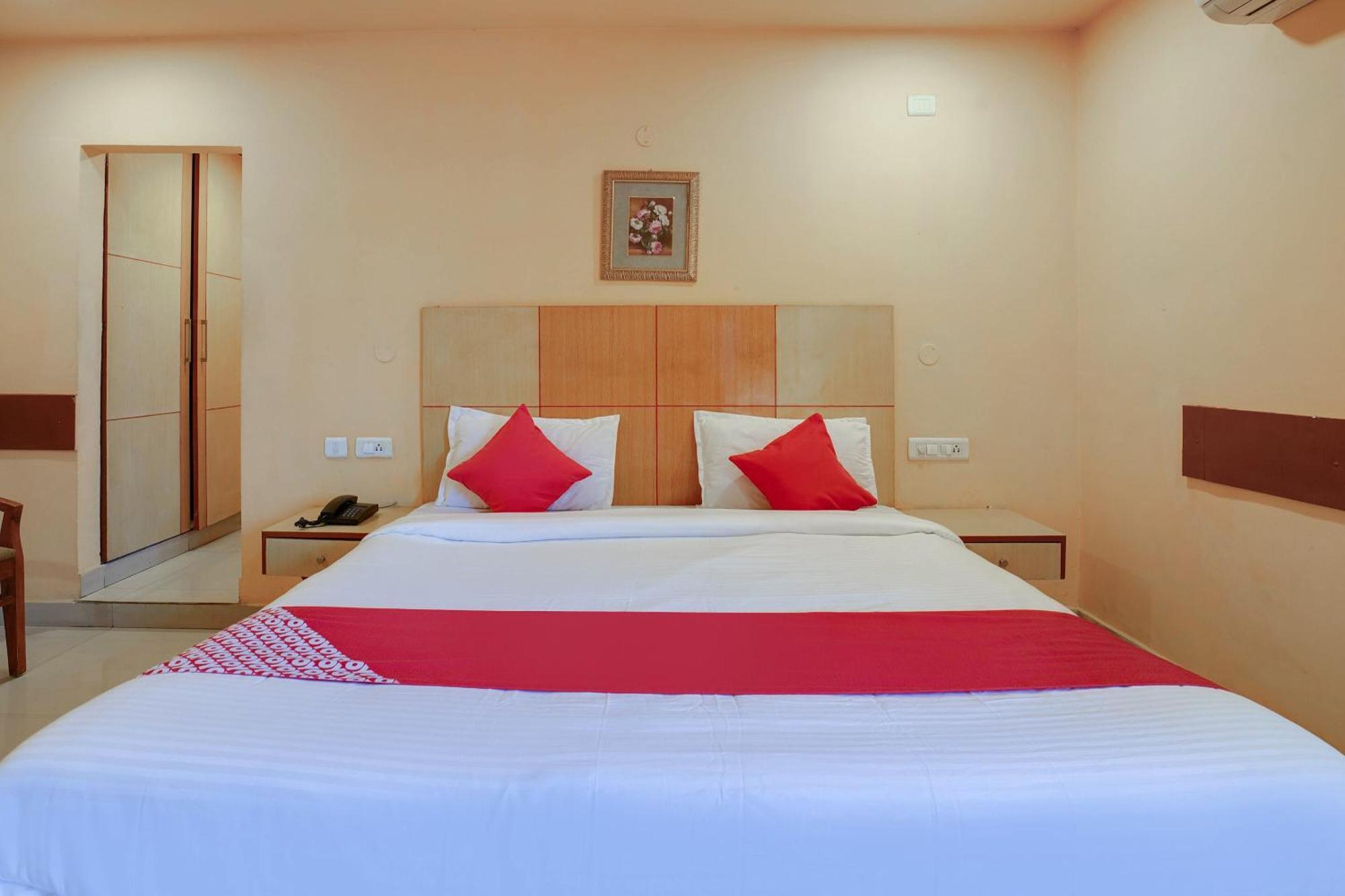 Hotel O Shanta Residency Lodge Sururnagar المظهر الخارجي الصورة