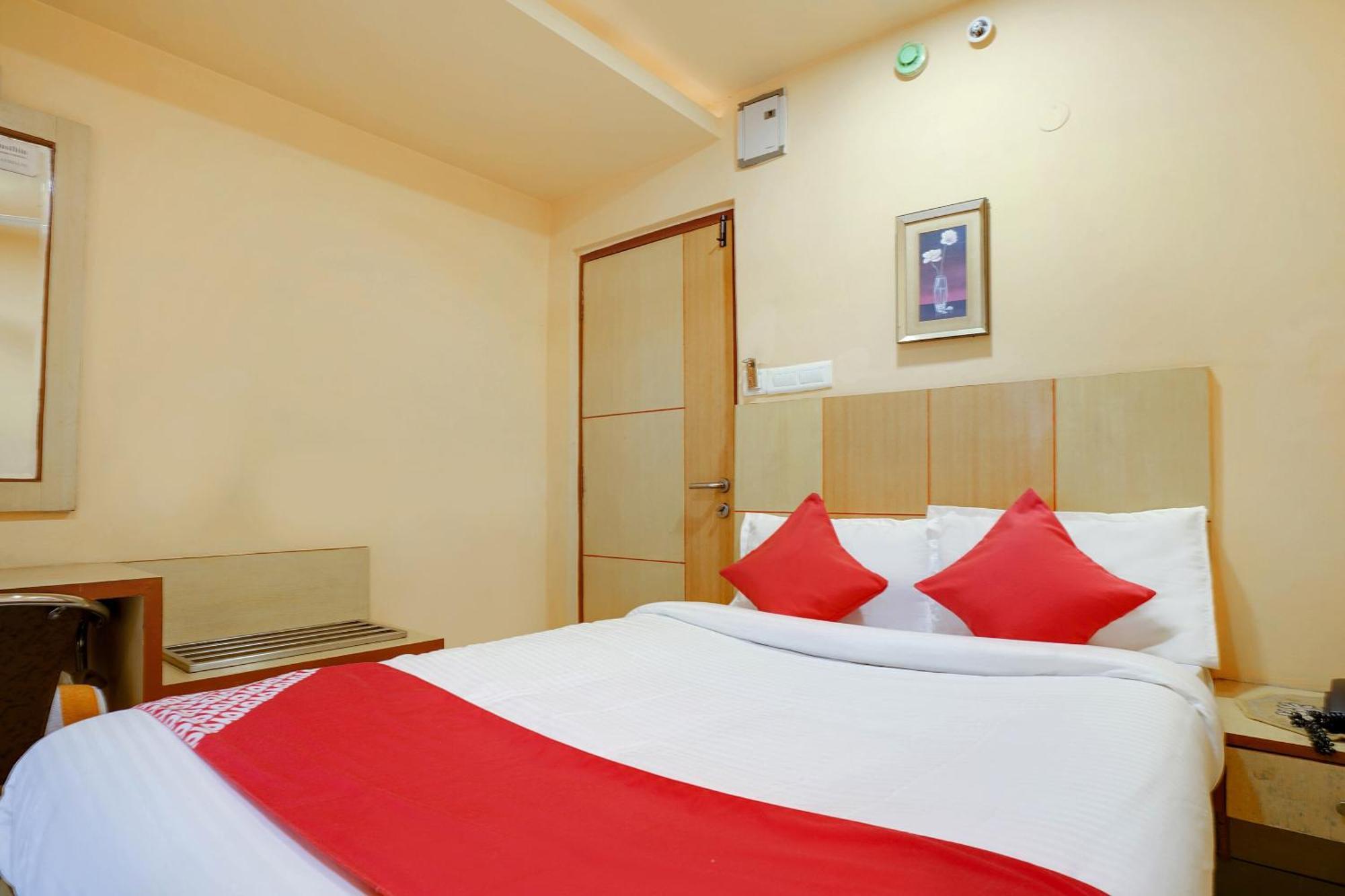 Hotel O Shanta Residency Lodge Sururnagar المظهر الخارجي الصورة